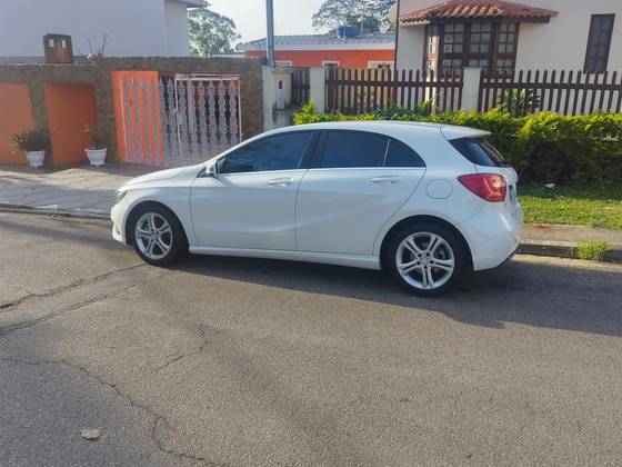 MERCEDES-BENZ CLASSE A 1.6 200 TURBO URBAN GASOLINA 4P AUTOMATIZADO